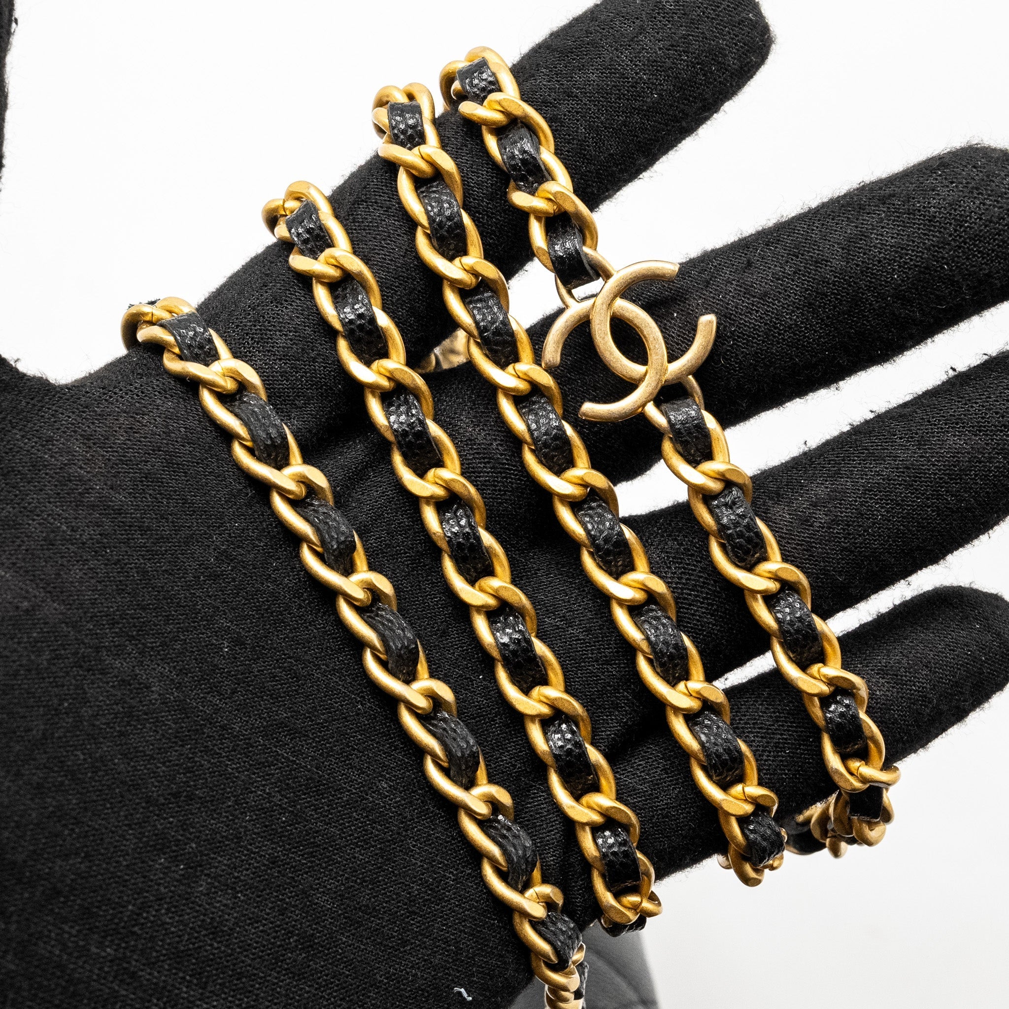 Chanel Camellia Wallet on chain Caviar Black  (Microchip)