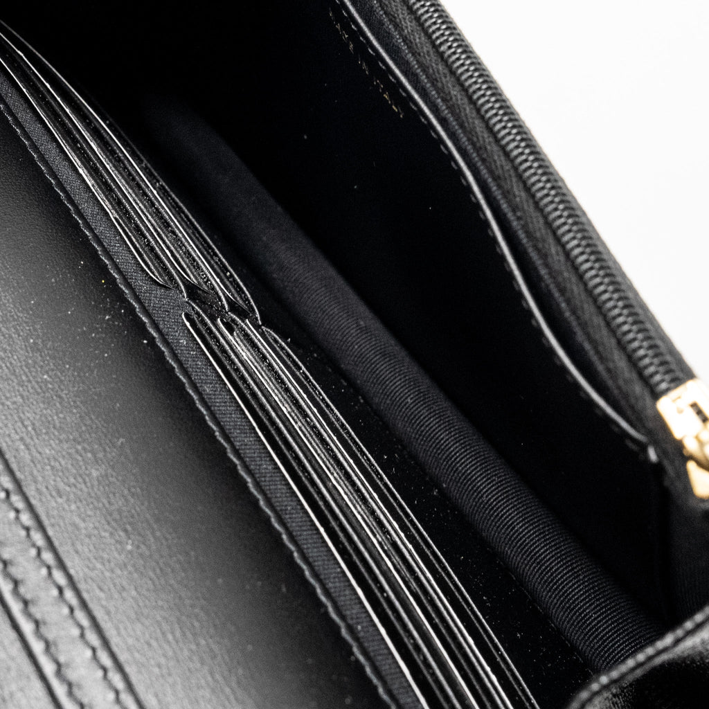 Chanel Camellia Wallet on chain Caviar Black  (Microchip)