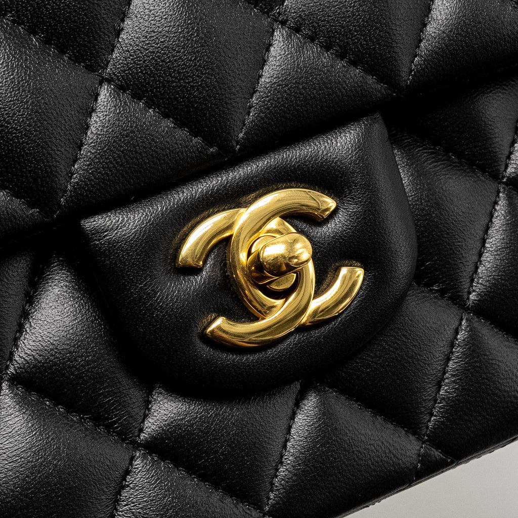 Chanel Medium Classic Double Flap Bag Lambskin Black  (microchip)