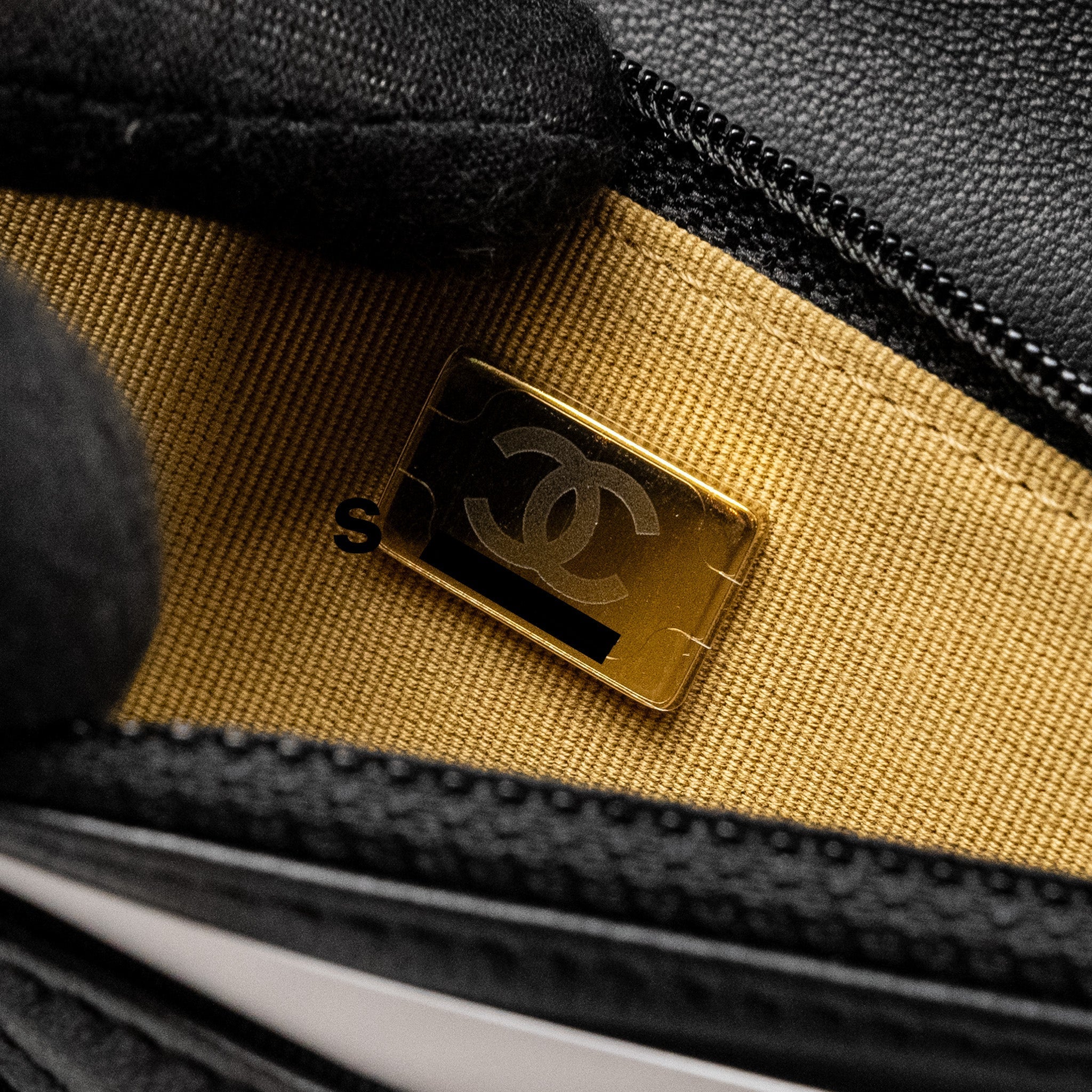 Chanel Pearl Crush Wallet On Chain Lambskin Black  (Microchip)