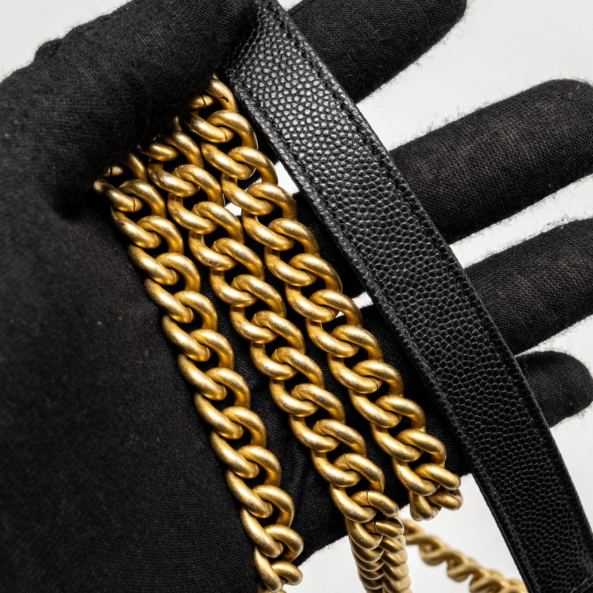 Chanel Boy Wallet on Chain caviar black  (Microchip)