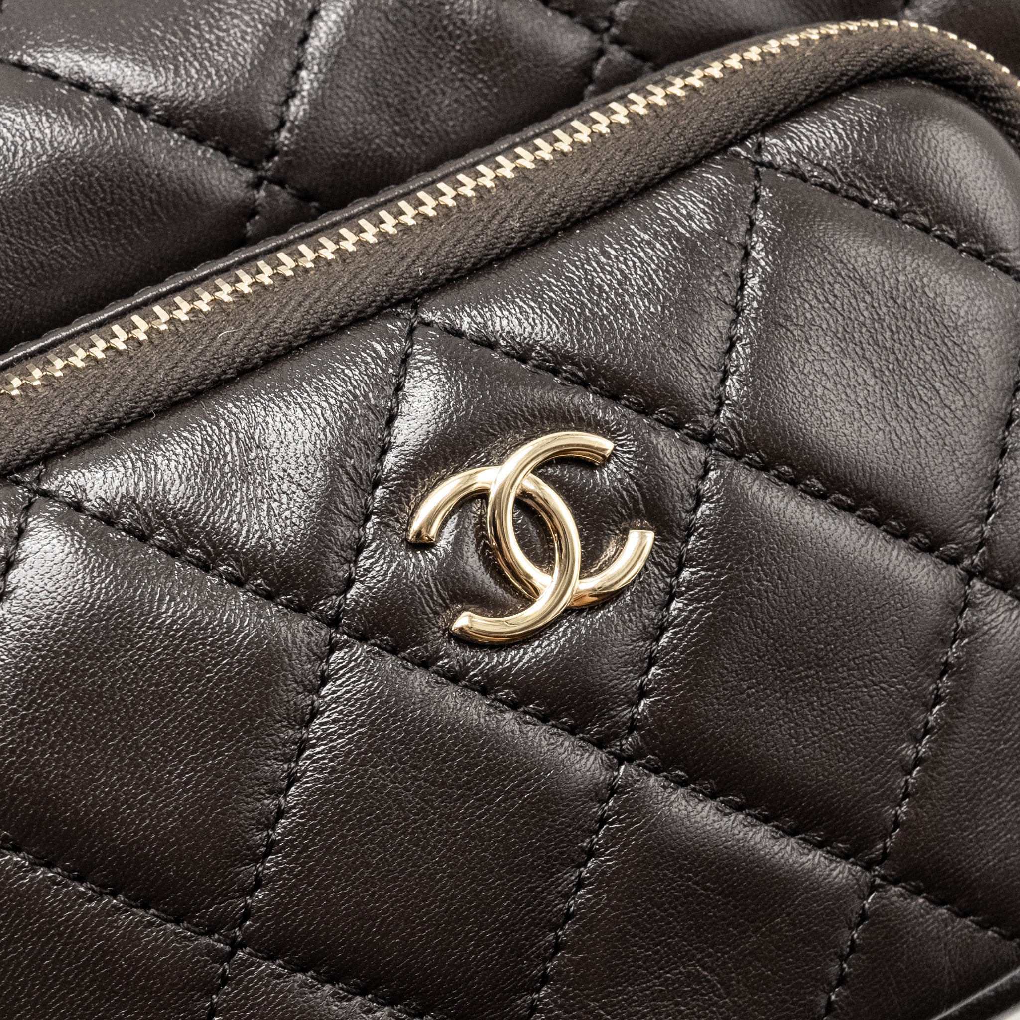 Chanel 24K Small Camera Case Bag Shiny Crumpled Lambskin Dark Brown L (Microchip)