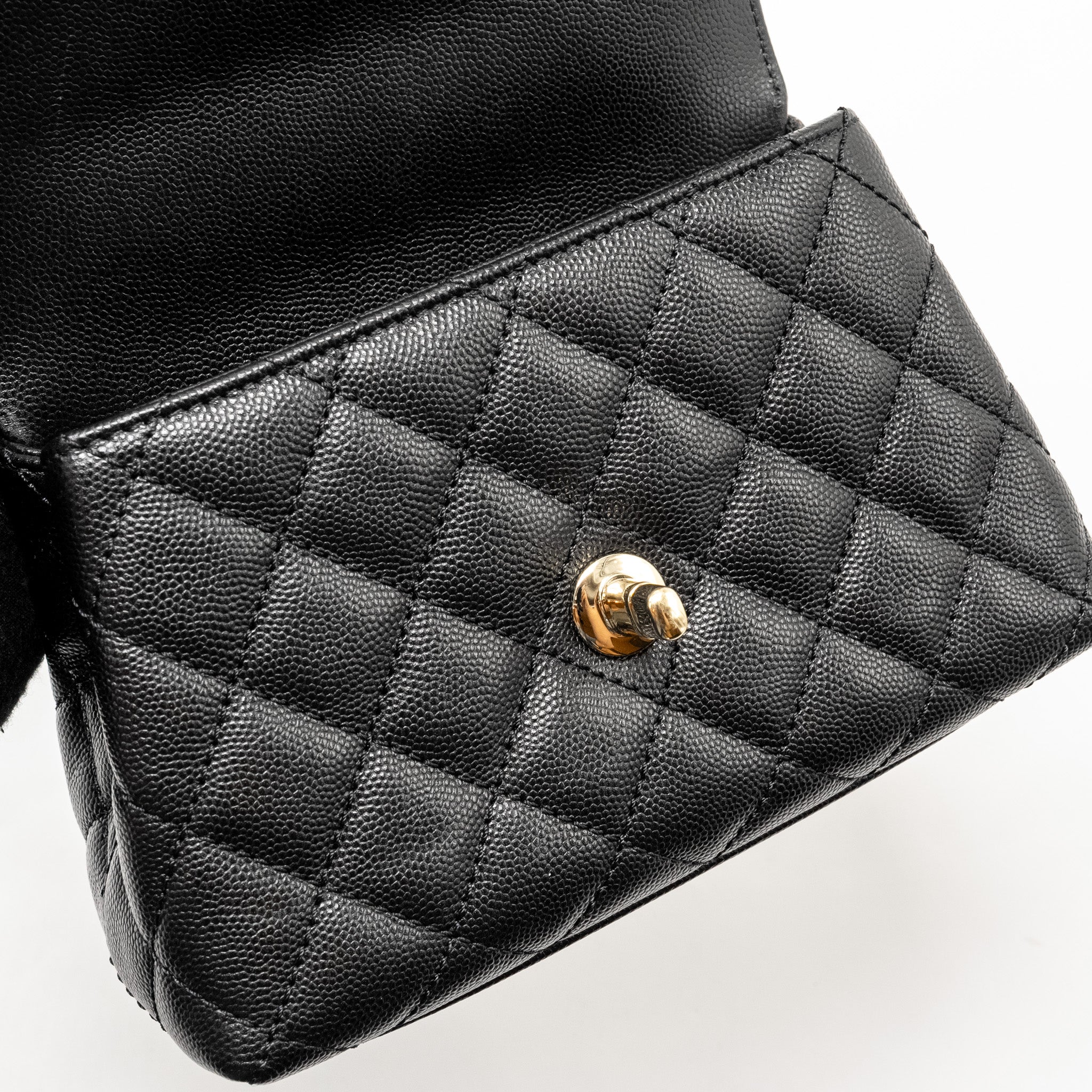 CHANEL Mini Coco Handle Caviar Black L (Microchip)
