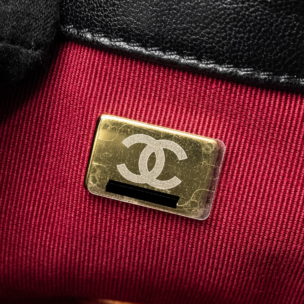 Chanel 23B Detail Chains Quilted Flap Bag Lambskin Black (Microchip)