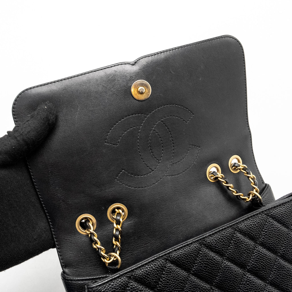 Chanel Filigree Flap Bag Caviar Black