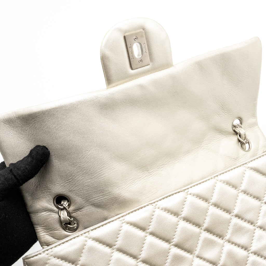 Chanel Classic Quilted Flap Bag Lambskin Metallic Pale Gold
