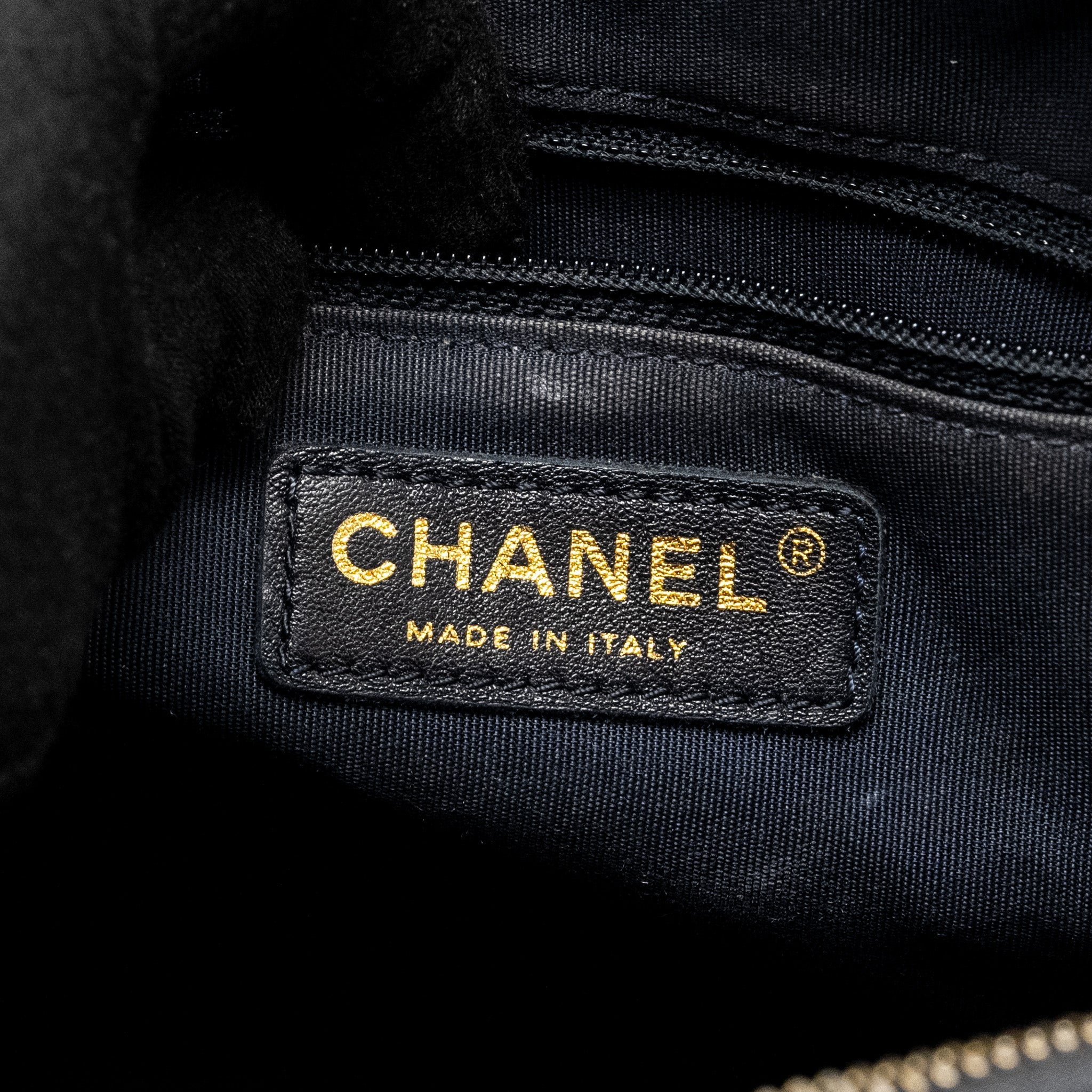 Chanel 18C CC Camera Bag Calfskin Navy