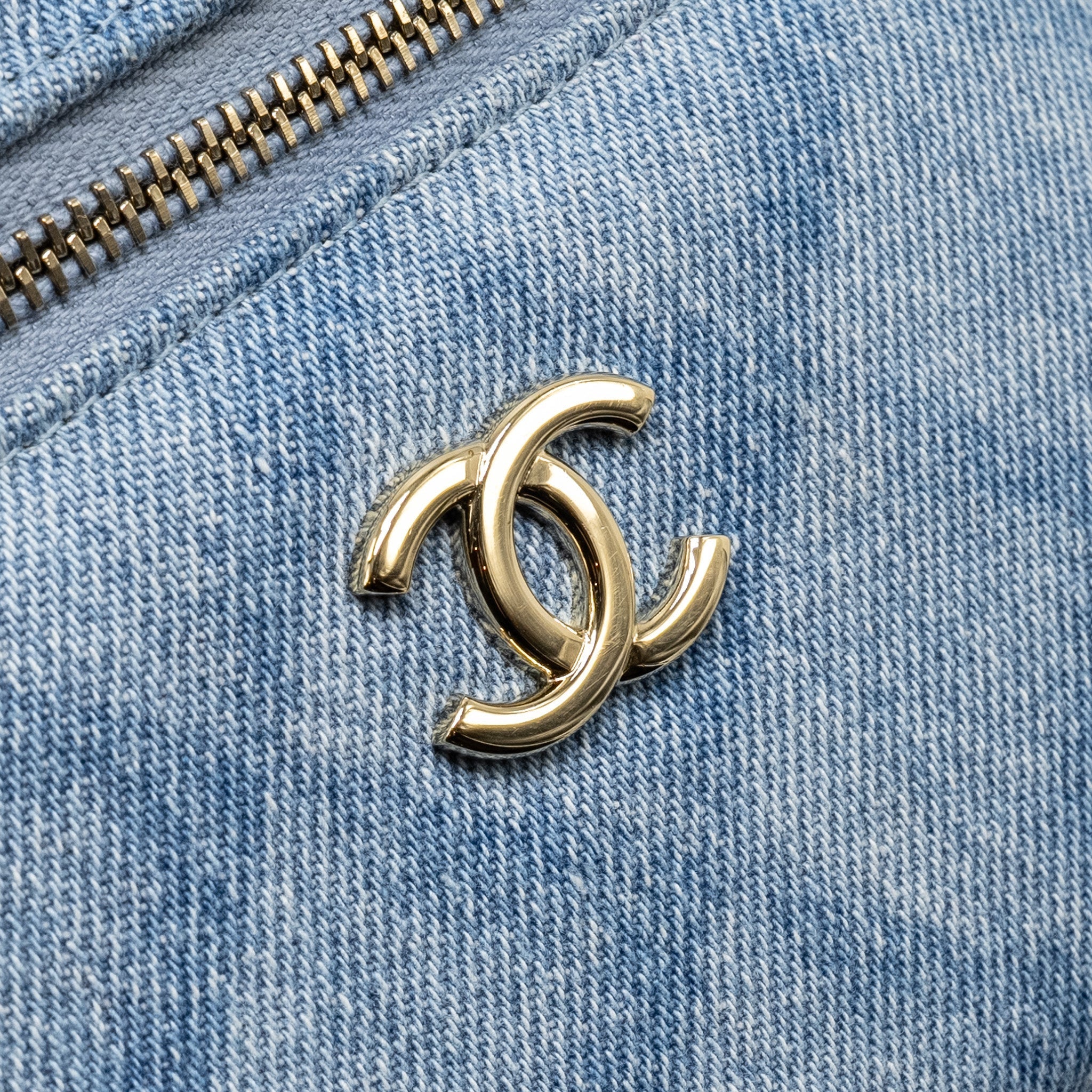 Chanel Vanity Case with Chain Denim Blue L (Microchip)