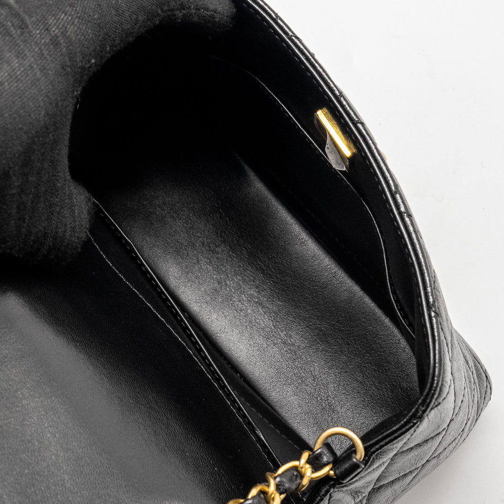 CHANEL 22K Retro Classic New Square Large Flap Bag Goatskin Black  (Microchip)