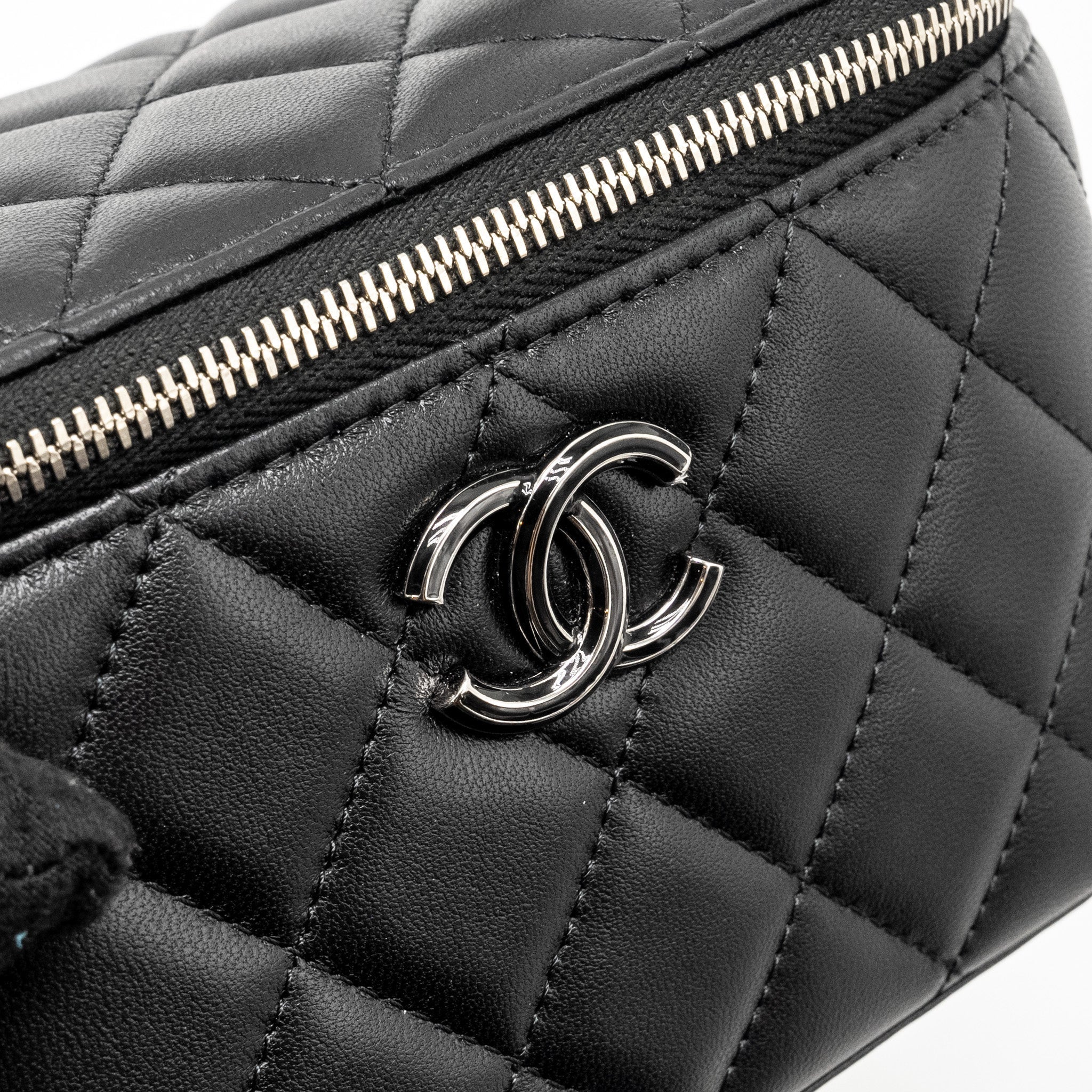 Chanel Top Handle Long Vanity Case Lambskin BLACK  (Microchip)