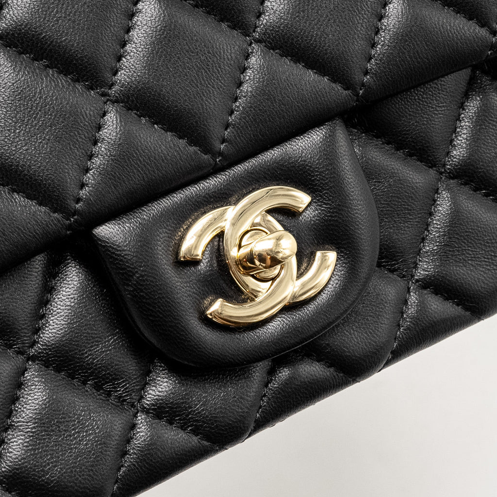 Chanel Mini Rectangular Flap Bag Lambskin Black L (Microchip)