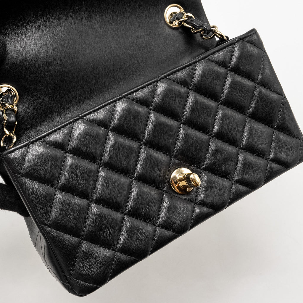 Chanel Mini Rectangular Flap Bag Lambskin Black L (Microchip)