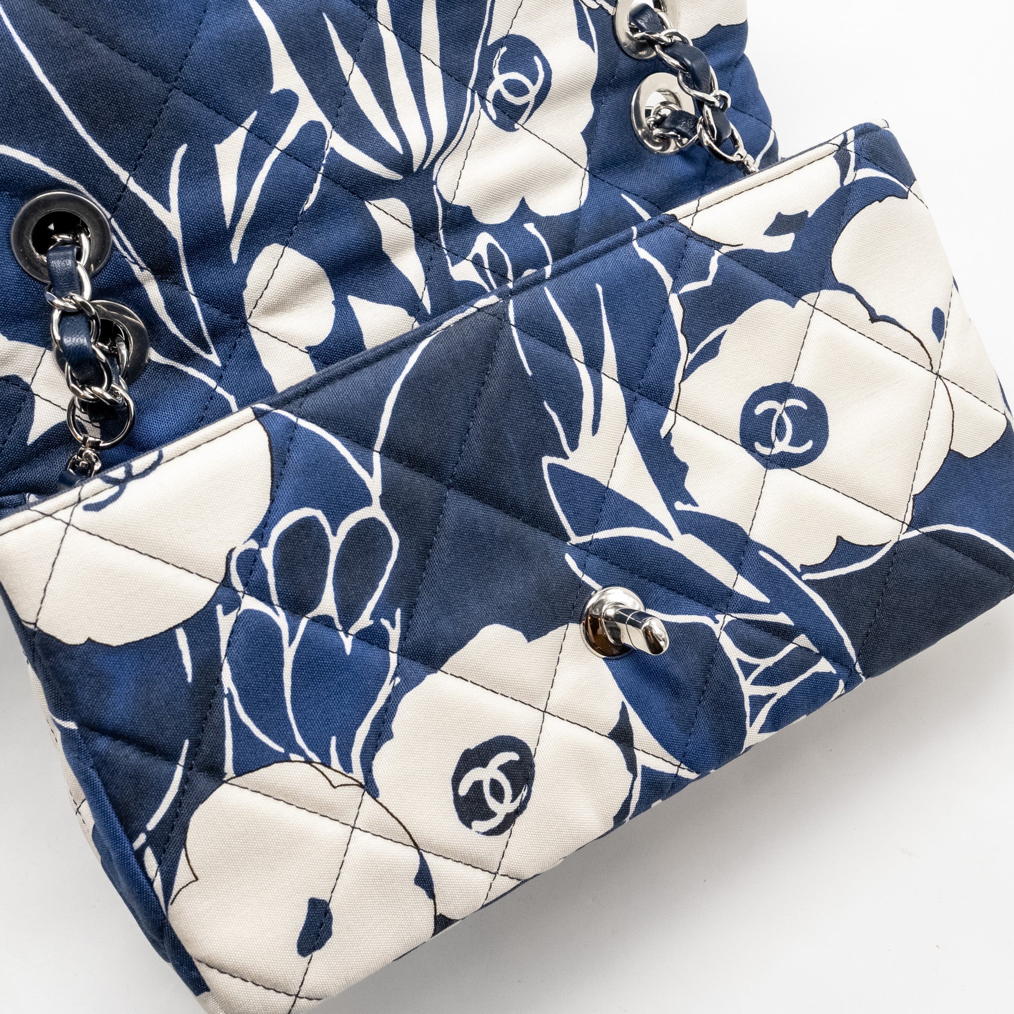 Chanel Medium Limited Edition Flora Printed Classic Flap Bag Silk Blue/WHITE  (Microchip)