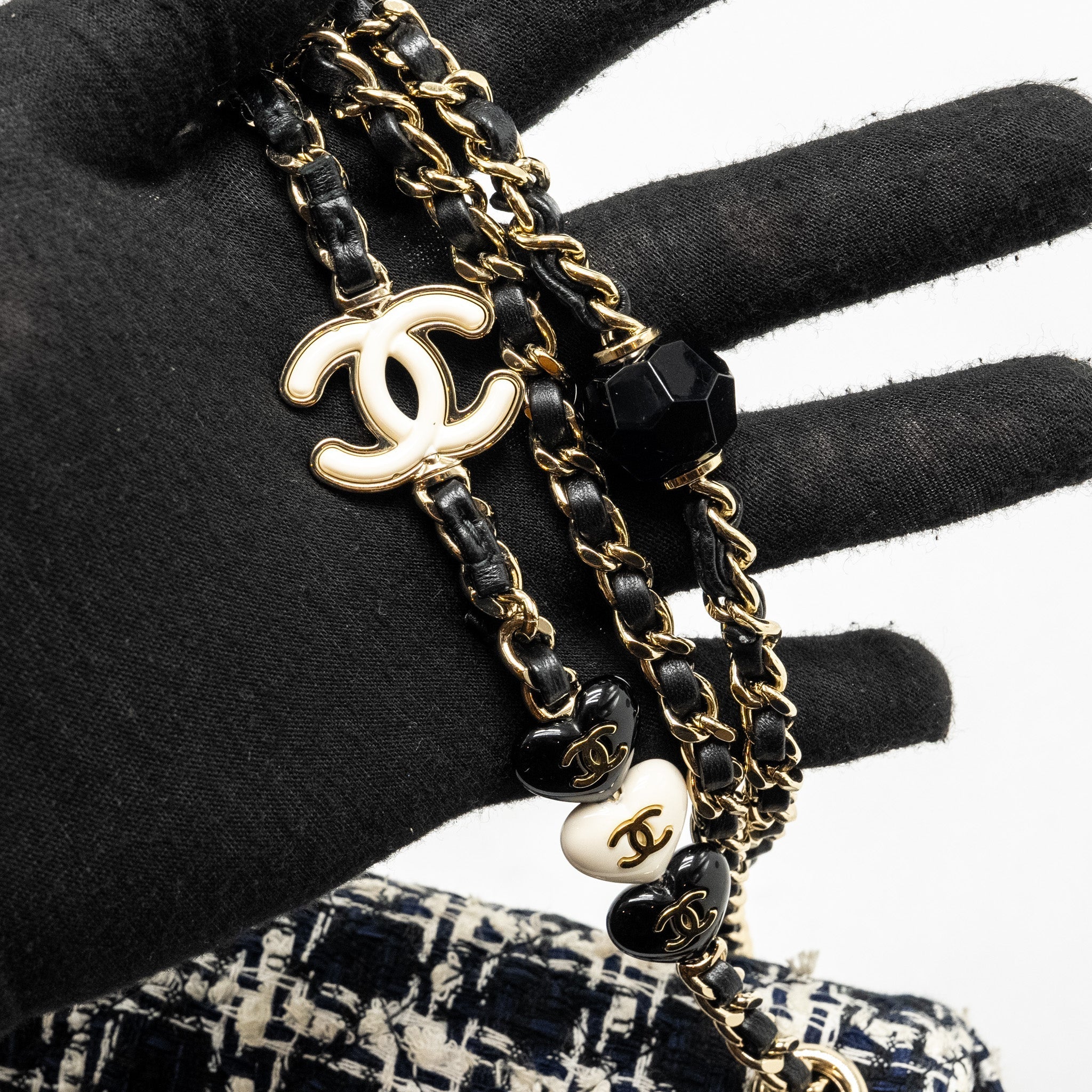 Chanel Mini Flap Bag with Detailed Chain Tweed Black/White L (Microchip)