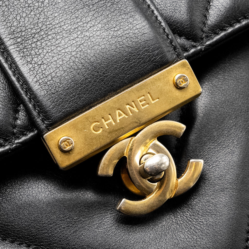 Chanel 19B In The City Top Handle Flap Bag Quilted Chevron Calfskin Black