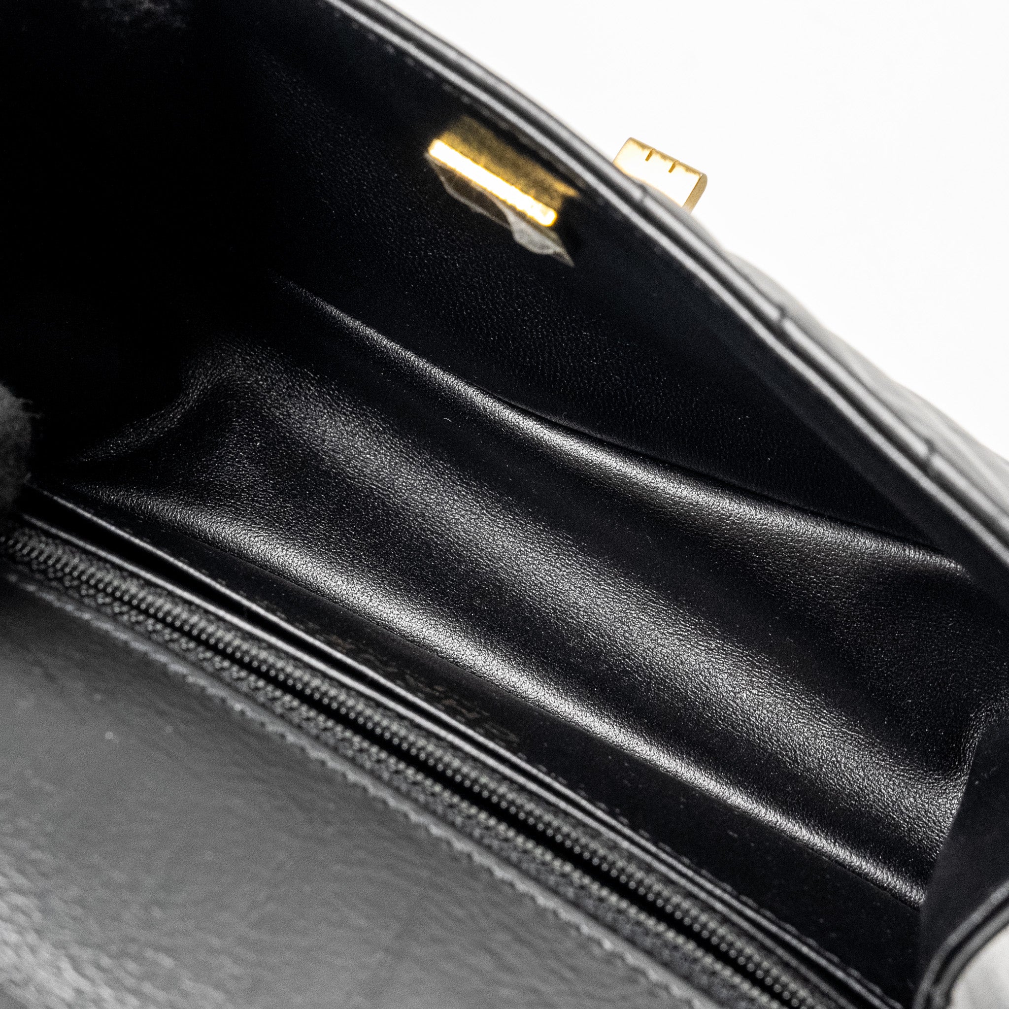 Chanel Mini 2.55 Reissue Chevron Calfskin Black  (Microchip)