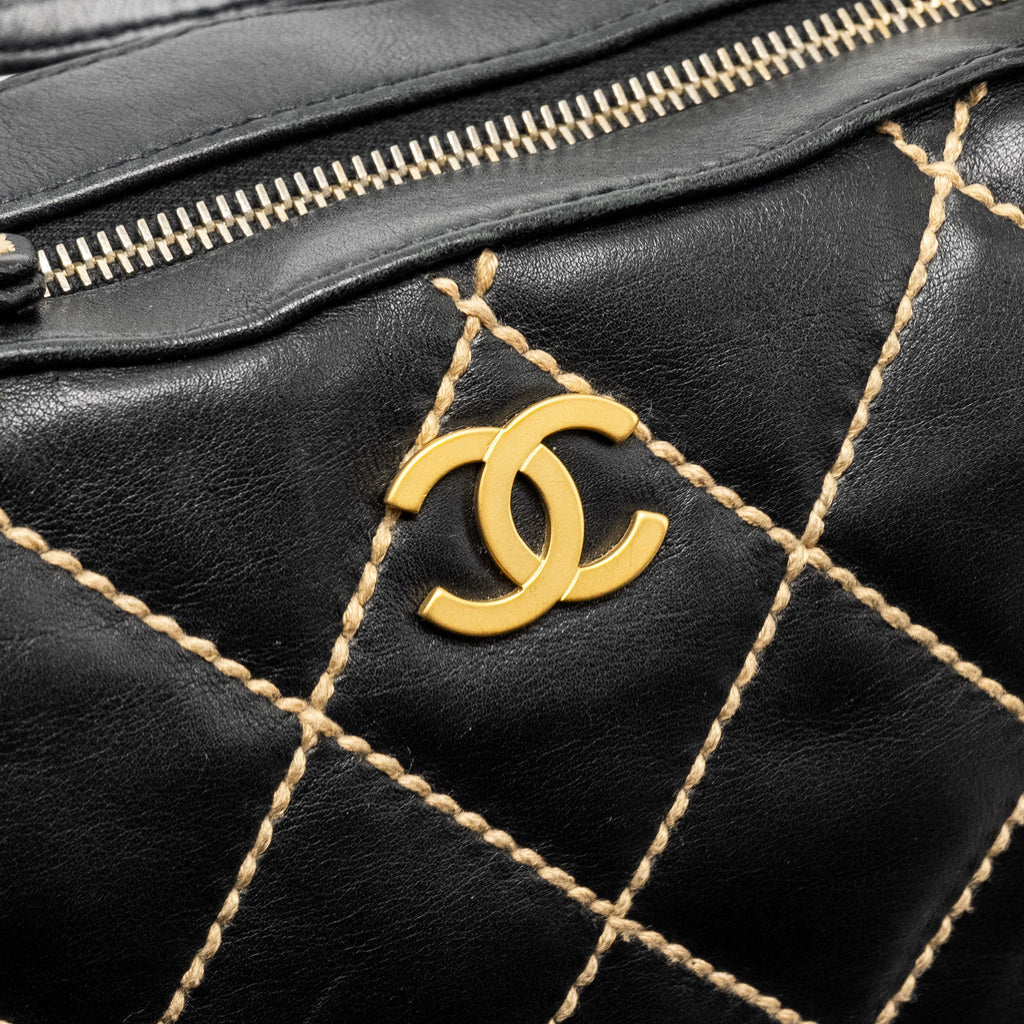CHANEL Vintage Wild Stitch Shoulder Bag Calfskin Black
