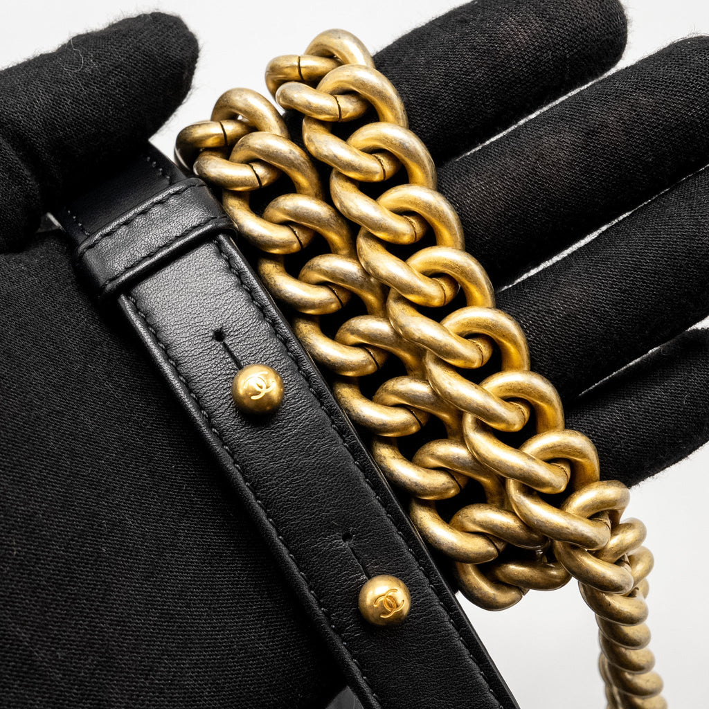 Chanel Small Boy Bag Calfskin Black  (Microchip)