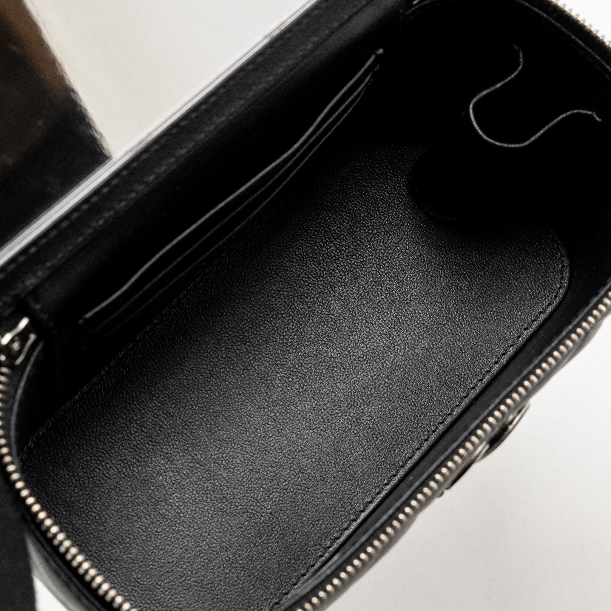 Chanel Top Handle Long Vanity Case Lambskin Black  (Microchip)