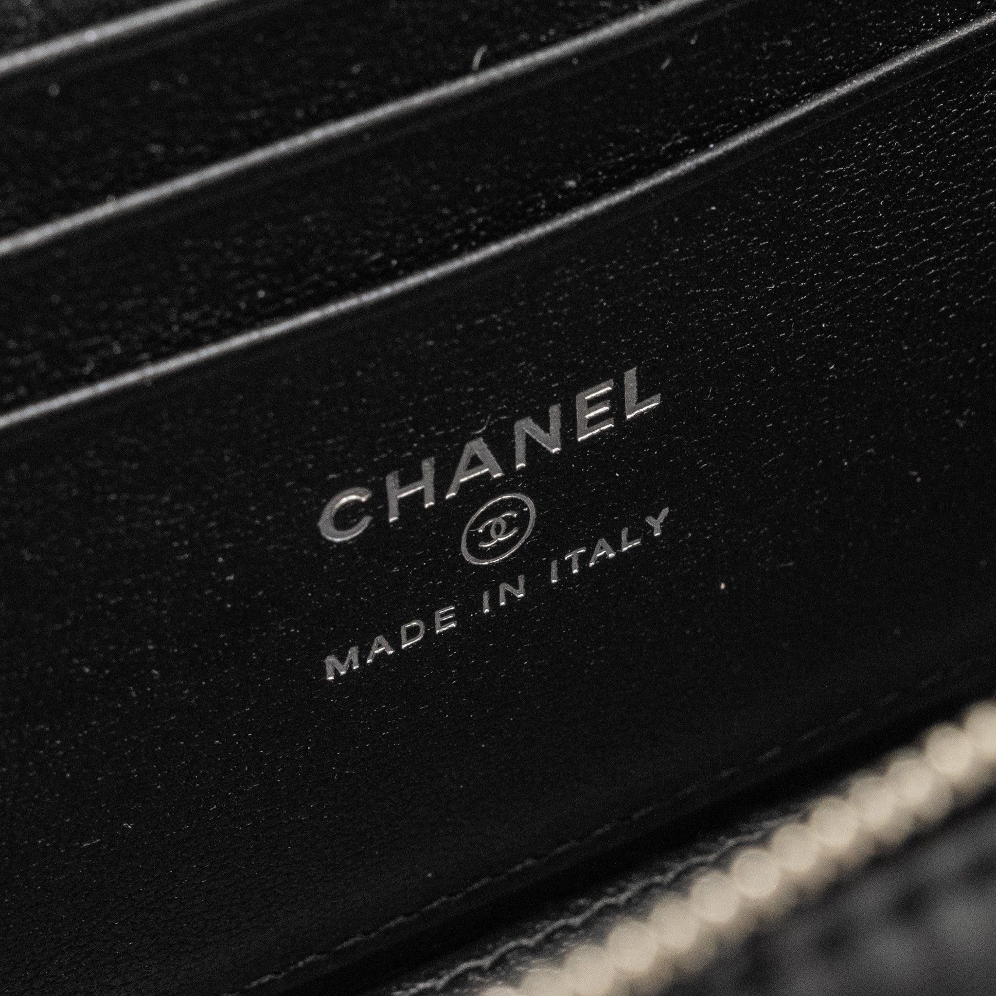 Chanel Top Handle Long Vanity Case Lambskin Black  (Microchip)