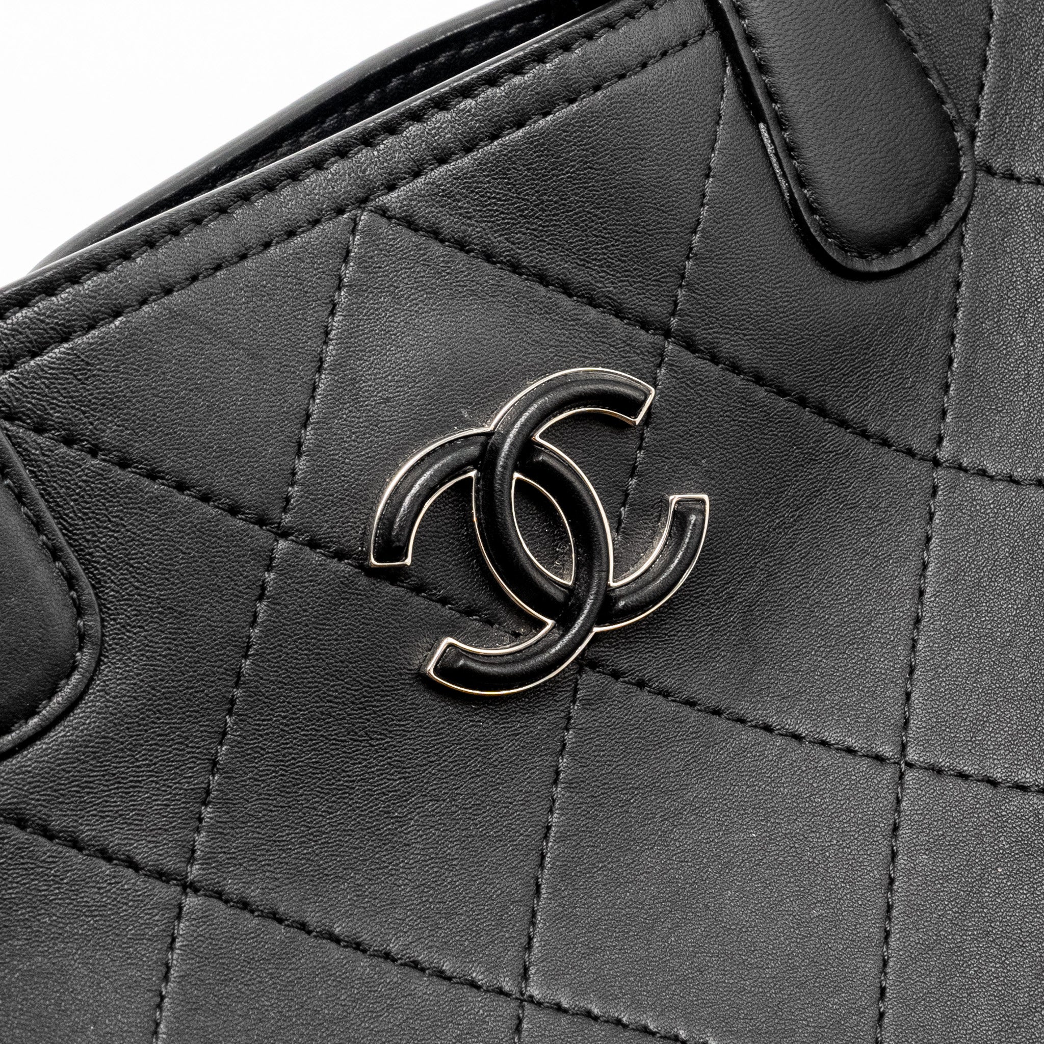 Chanel Hampton Tote Bag Lambskin Black