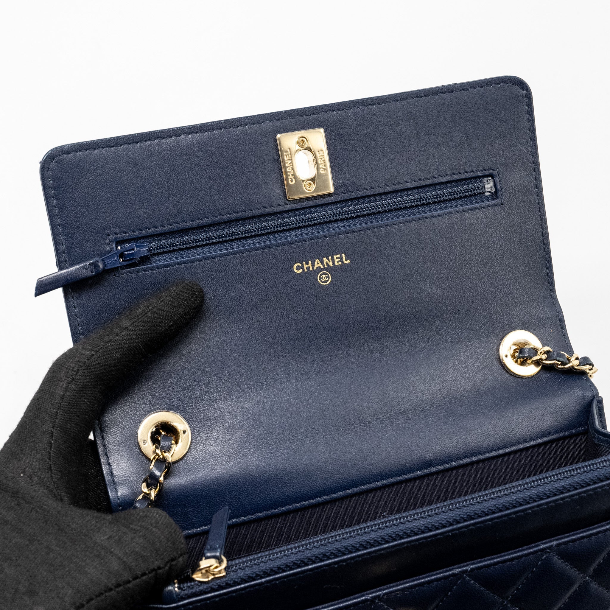 Chanel Trendy CC Wallet On Chain Lambskin Navy L