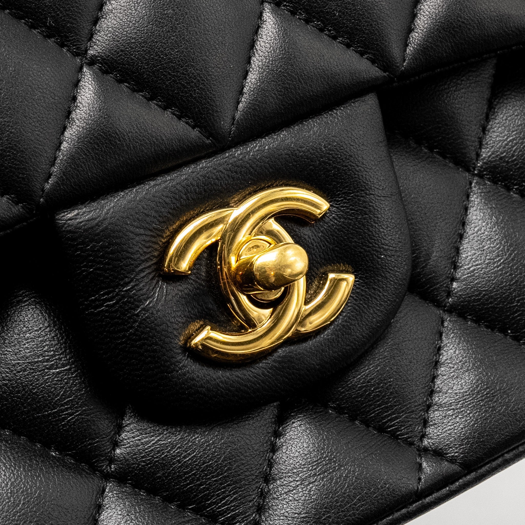 Chanel Medium Classic Double  Flap Bag Lambskin Black