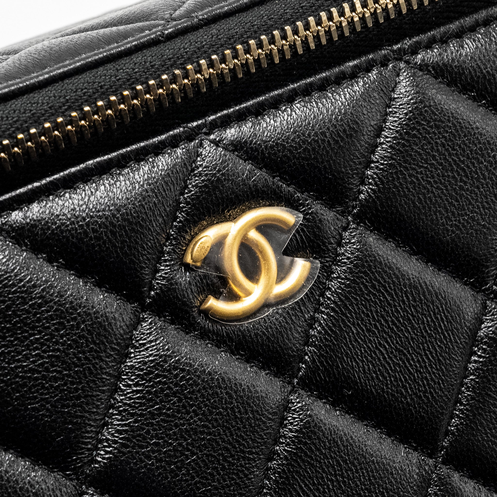 Chanel Pearl Crush Long Vanity Case Lambskin Black  (Microchip)