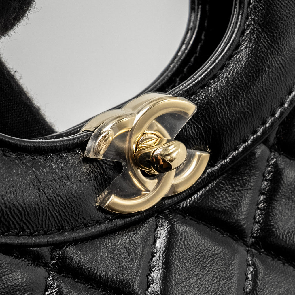 Chanel Mini 31 Bag Shiny Lambskin Black L (Microchip)