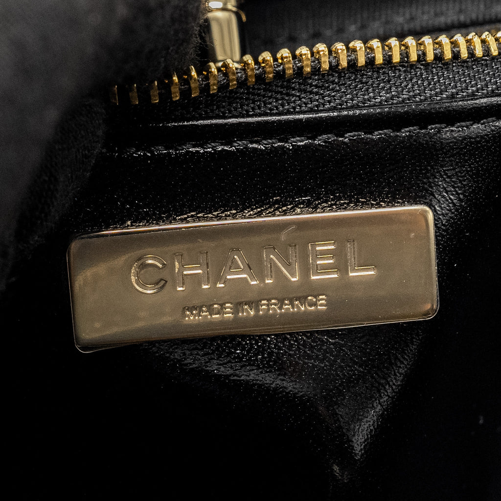 Chanel Mini 31 Bag Shiny Lambskin Black L (Microchip)