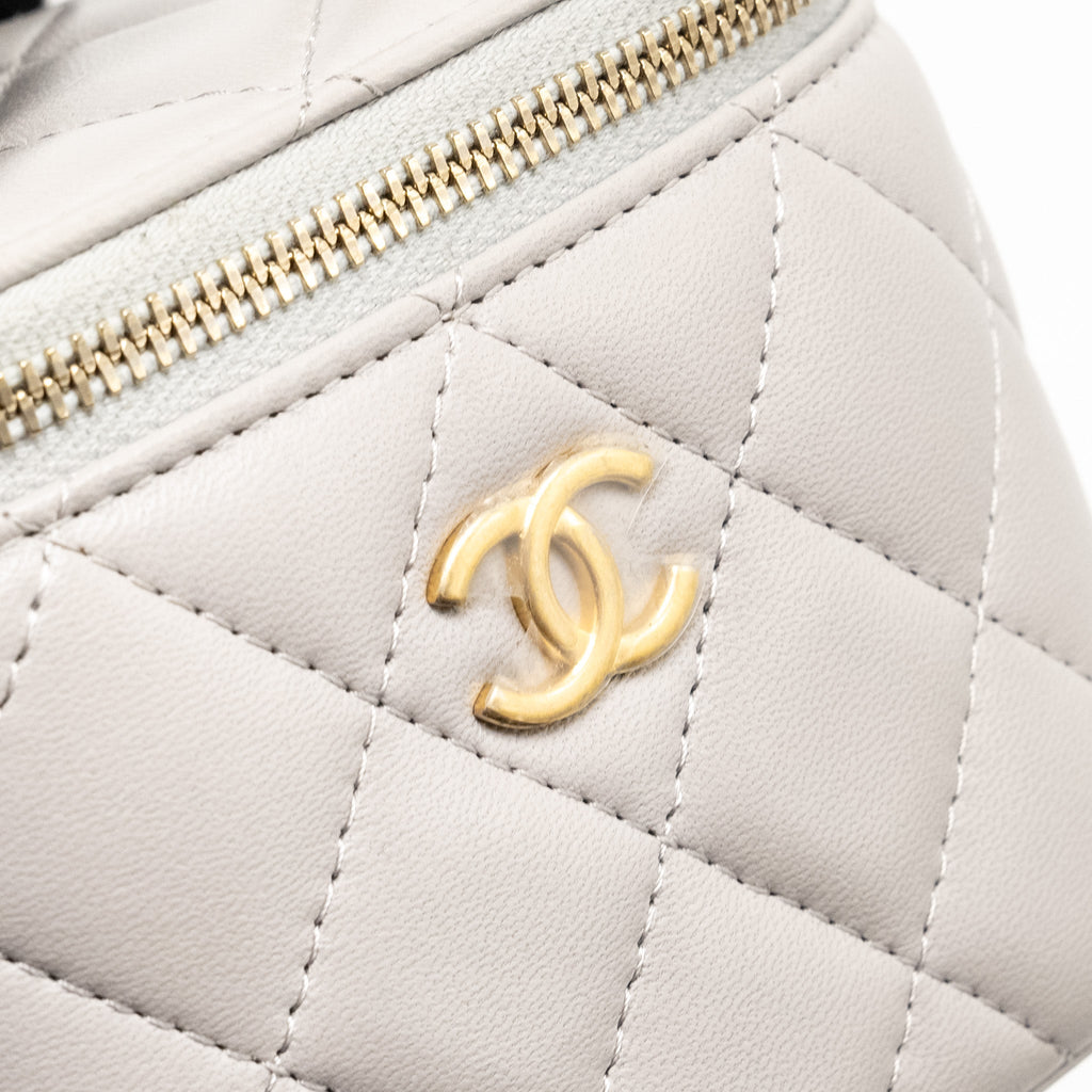 Chanel Top Handle Mini Vanity Case Lambskin Light Grey
