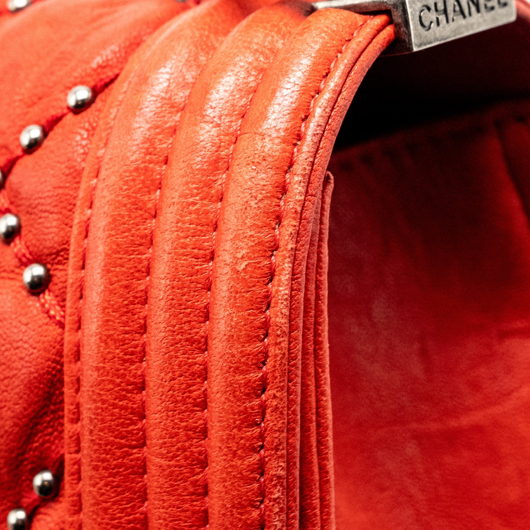 Chanel Medium Boy bag lambskin red ruthenium
