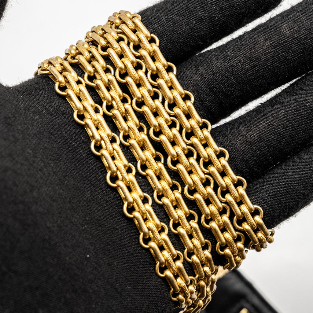 CHANEL Mini 2.55 Reissue Wallet On Chain Aged Calfskin Black  (Microchip)