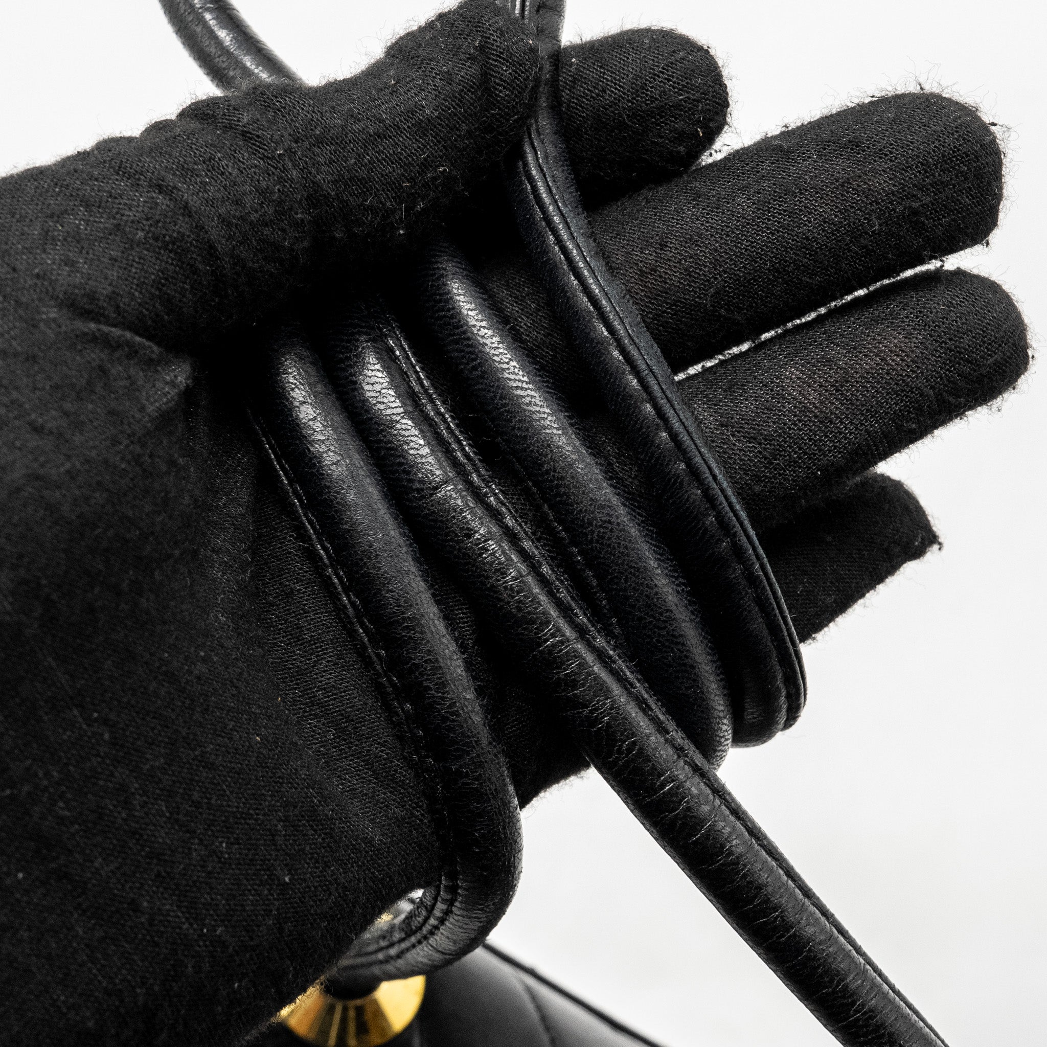 Chanel Vintage chevron flap bag lambskin black