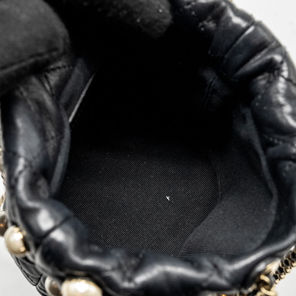 CHANEL 21S Quilted Mini About Pearls Bucket Bag Lambskin Black L