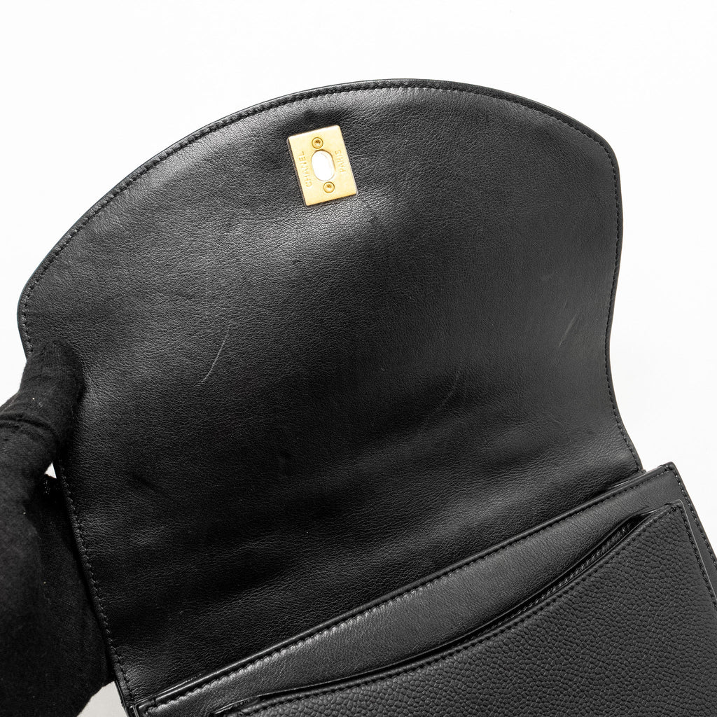 Chanel Quilted Flap Bag Calfskin/Caviar Black