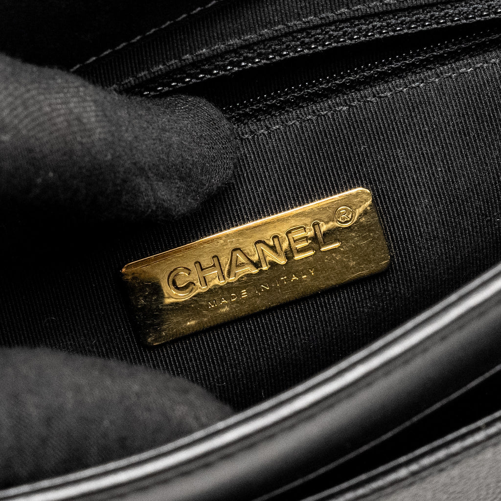 Chanel Quilted Flap Bag Calfskin/Caviar Black