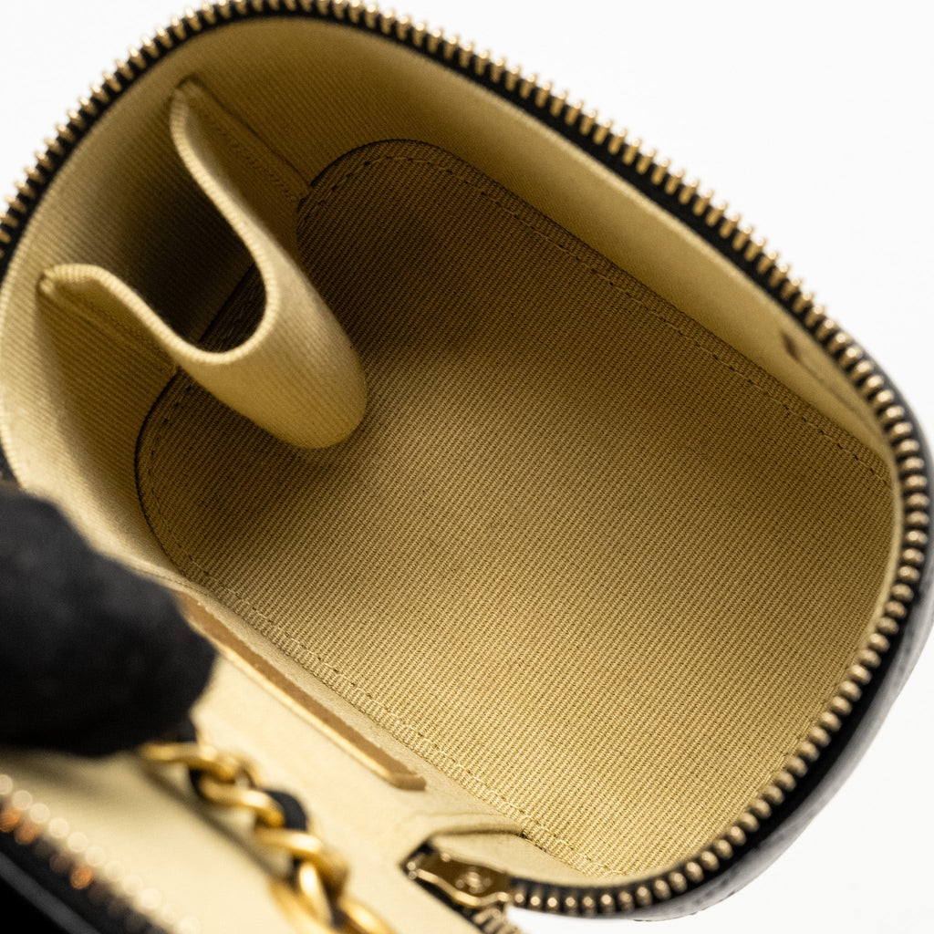 Chanel Pearl Crush Mini Vanity Case Lambskin Black
