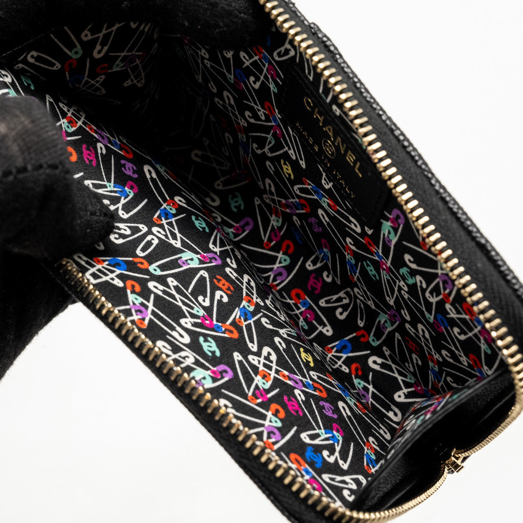 Chanel Zipped Card Holder Limited Edition Caviar Black L (Microchip)