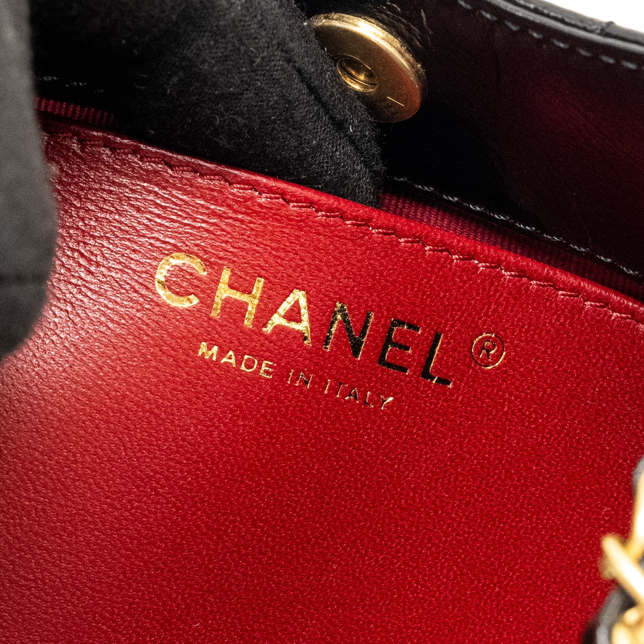 CHANEL 23C Small Hobo bag Shiny Calfskin Black Brushed (Microchip)