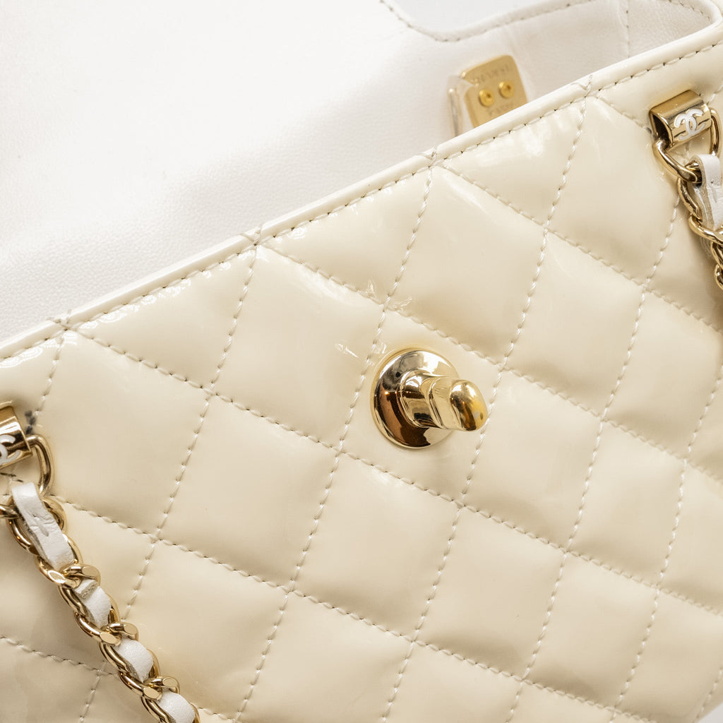 CHANEL Seasonal Square Flap Bag With Chain Patent White L (Microchip)