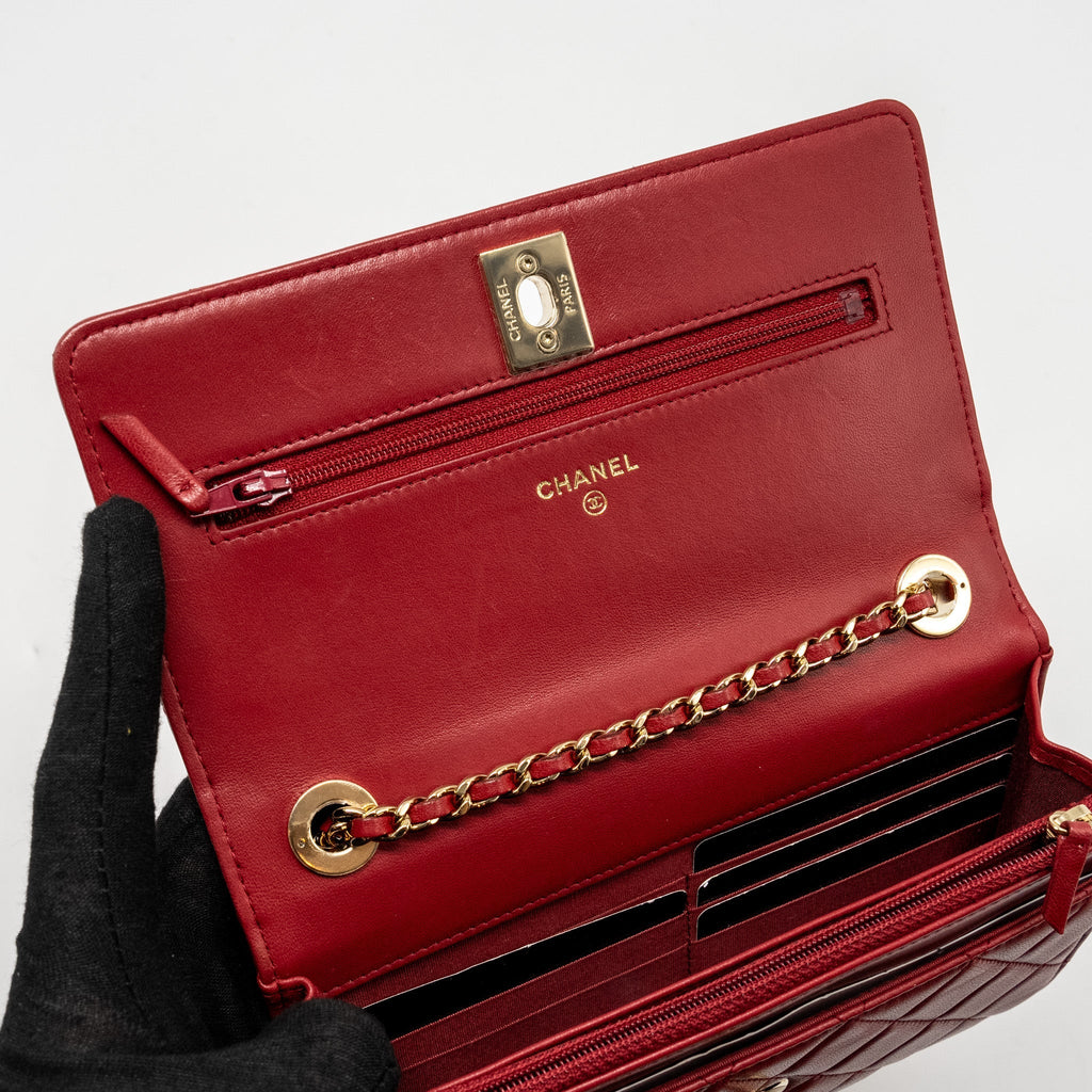 Chanel Trendy CC Wallet On Chain Lambskin Red L