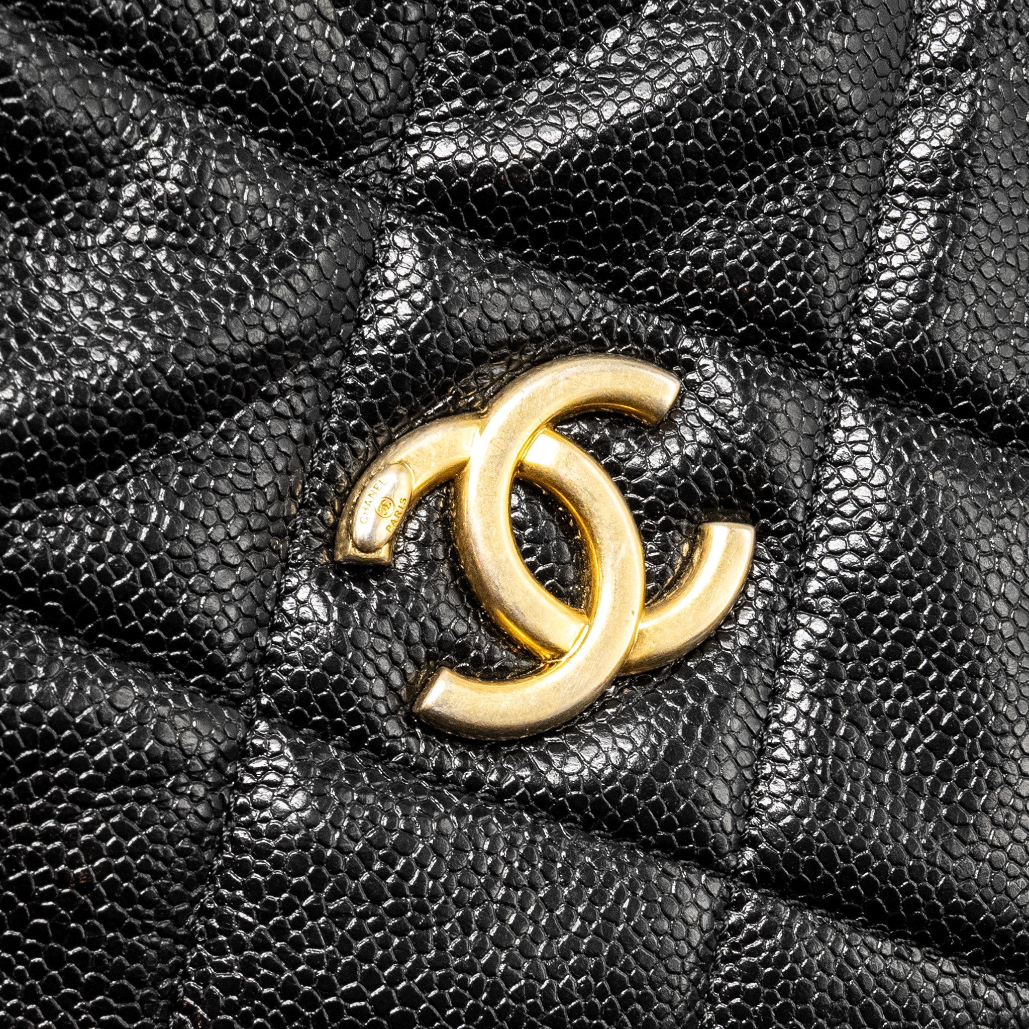 Chanel Quilted shape chain bag caviar black