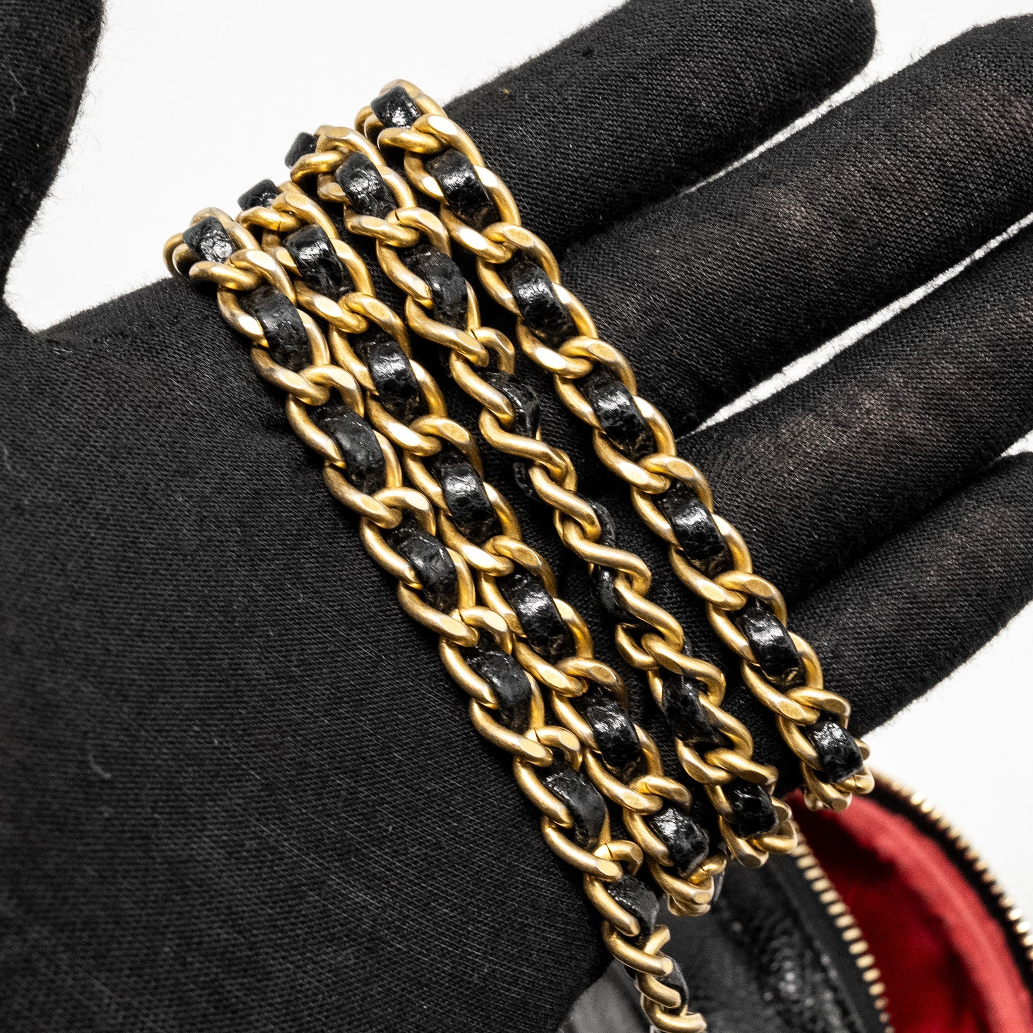 Chanel Quilted shape chain bag caviar black