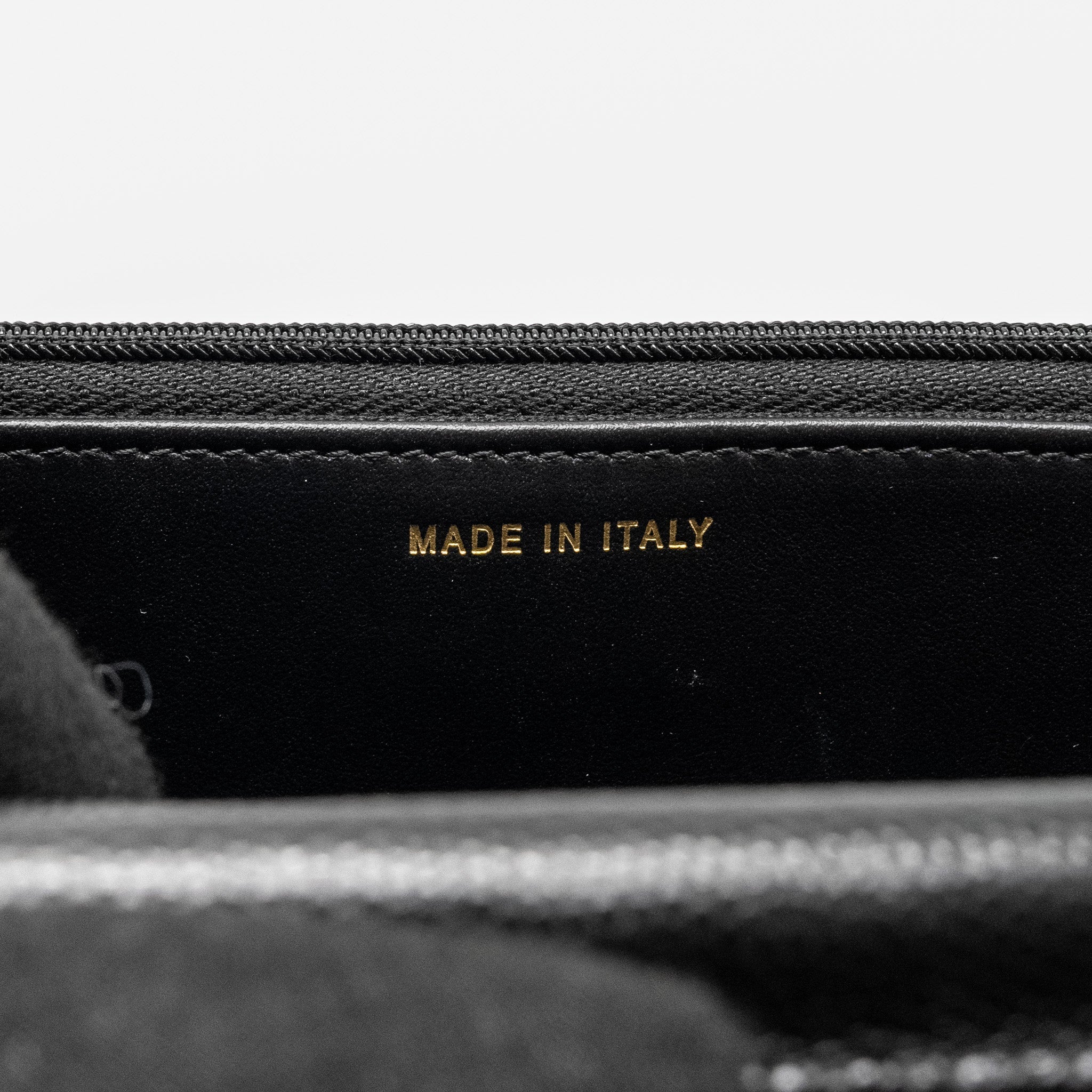 Chanel Detailed CC Logo Wallet on Chain Caviar Black L (Microchip)