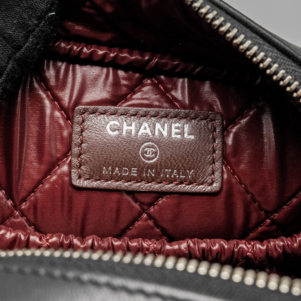 CHANEL Quilted Cosmetic Pouch Lambskin Black