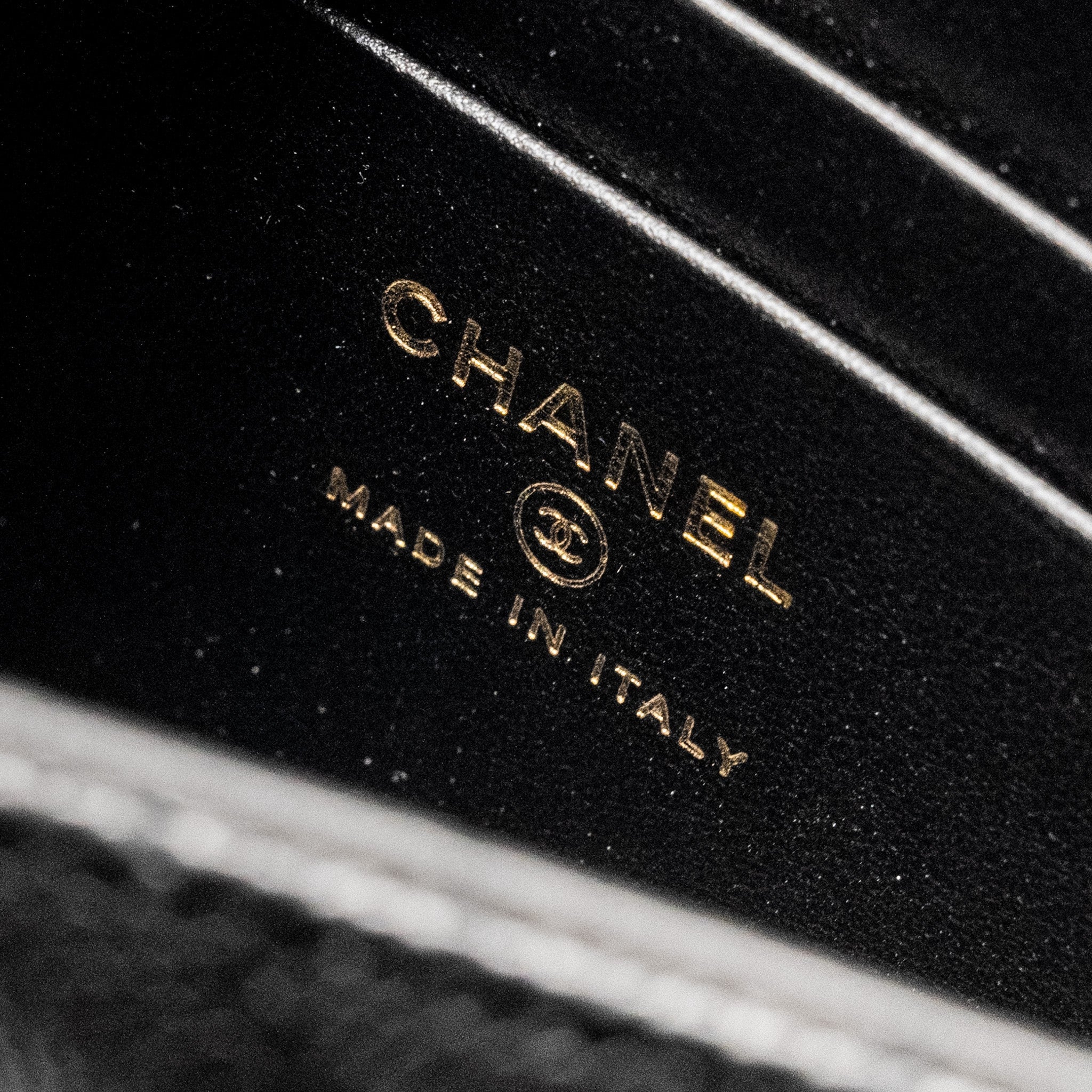 Chanel Top Handle Mini Flap Bag with Chain caviar black L (microchip)
