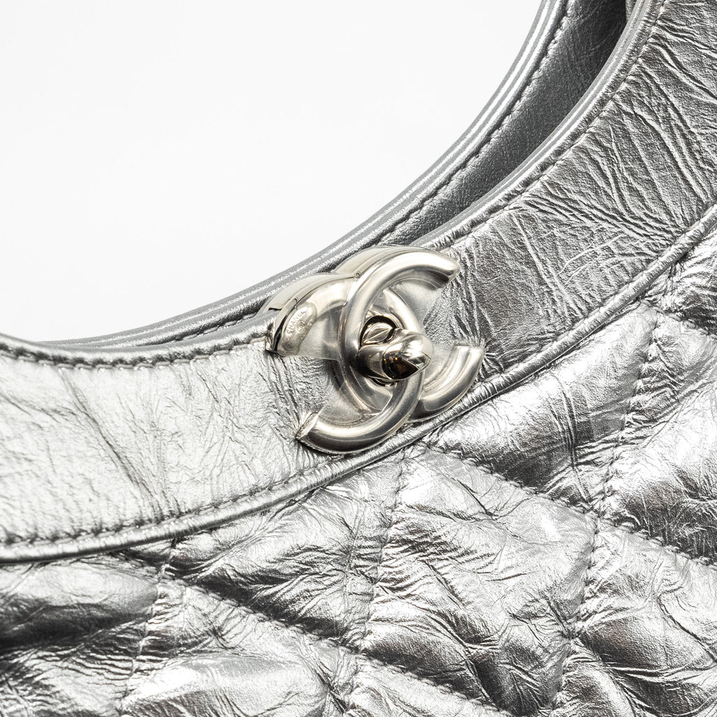 Chanel 31 BAG Quilted Crumpled Calfskin Metallic Silver