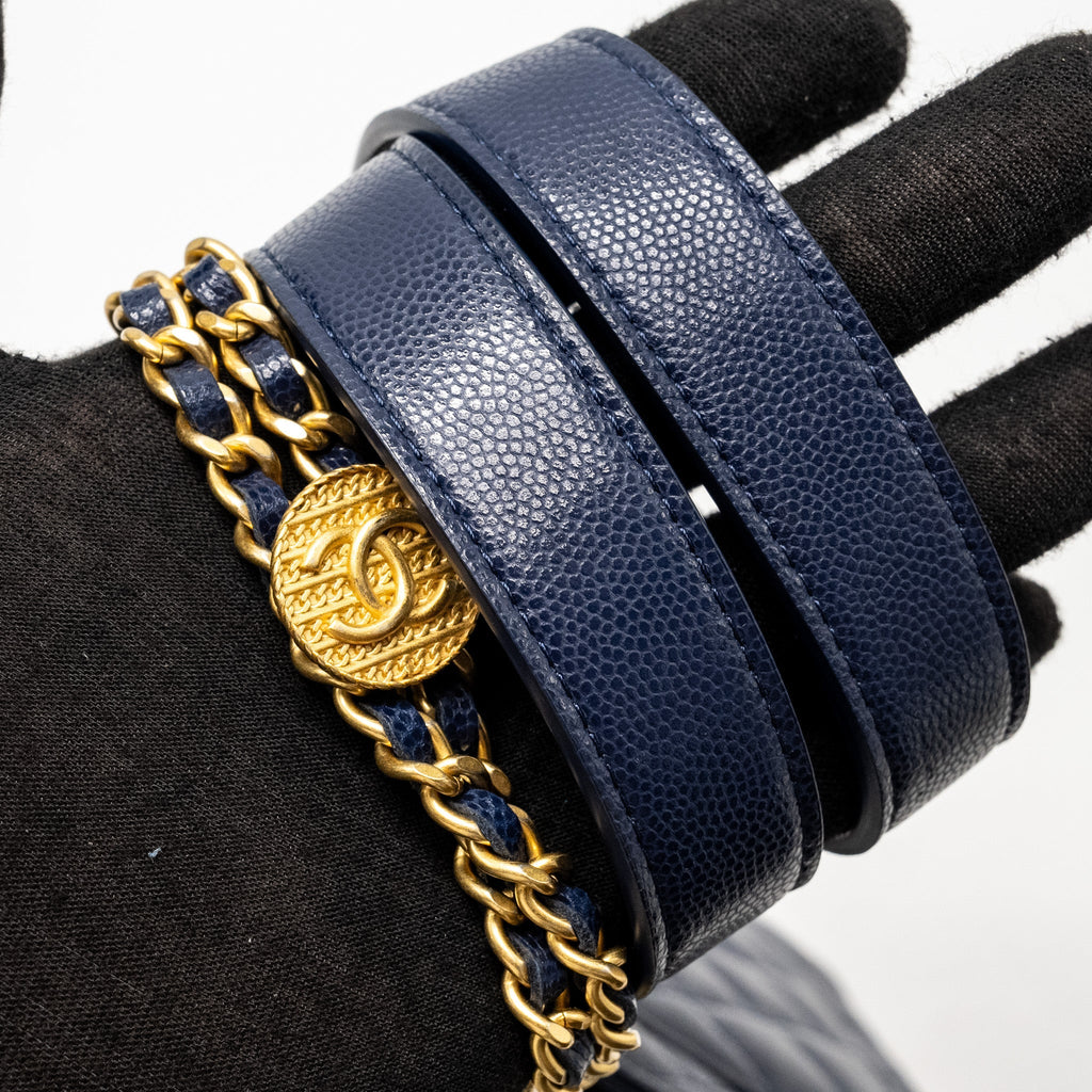 Chanel 22A Twist Your Button Wallet on Chain Caviar Navy  (Microchip)