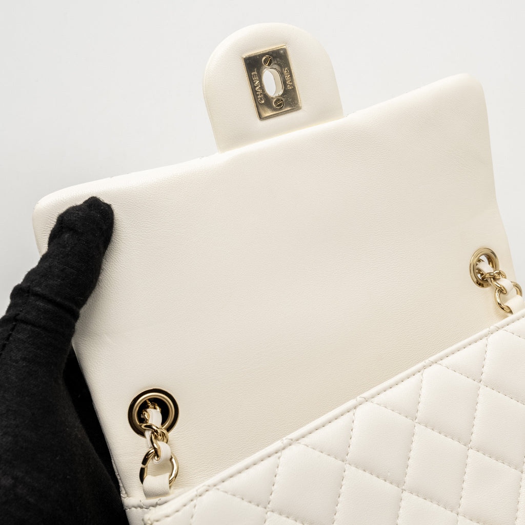 Chanel 23C Pearl Crush Mini Rectangular Flap Bag Lambskin White L (Microchip)